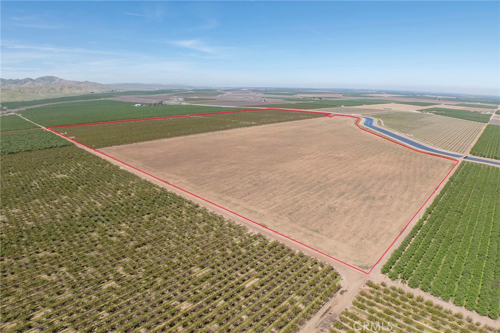 1 Hamilton Rd, Patterson, CA 95360