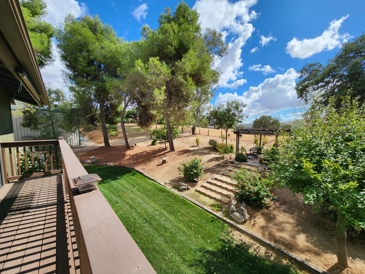 22266 Frontier Rd, Clovis, CA 93619