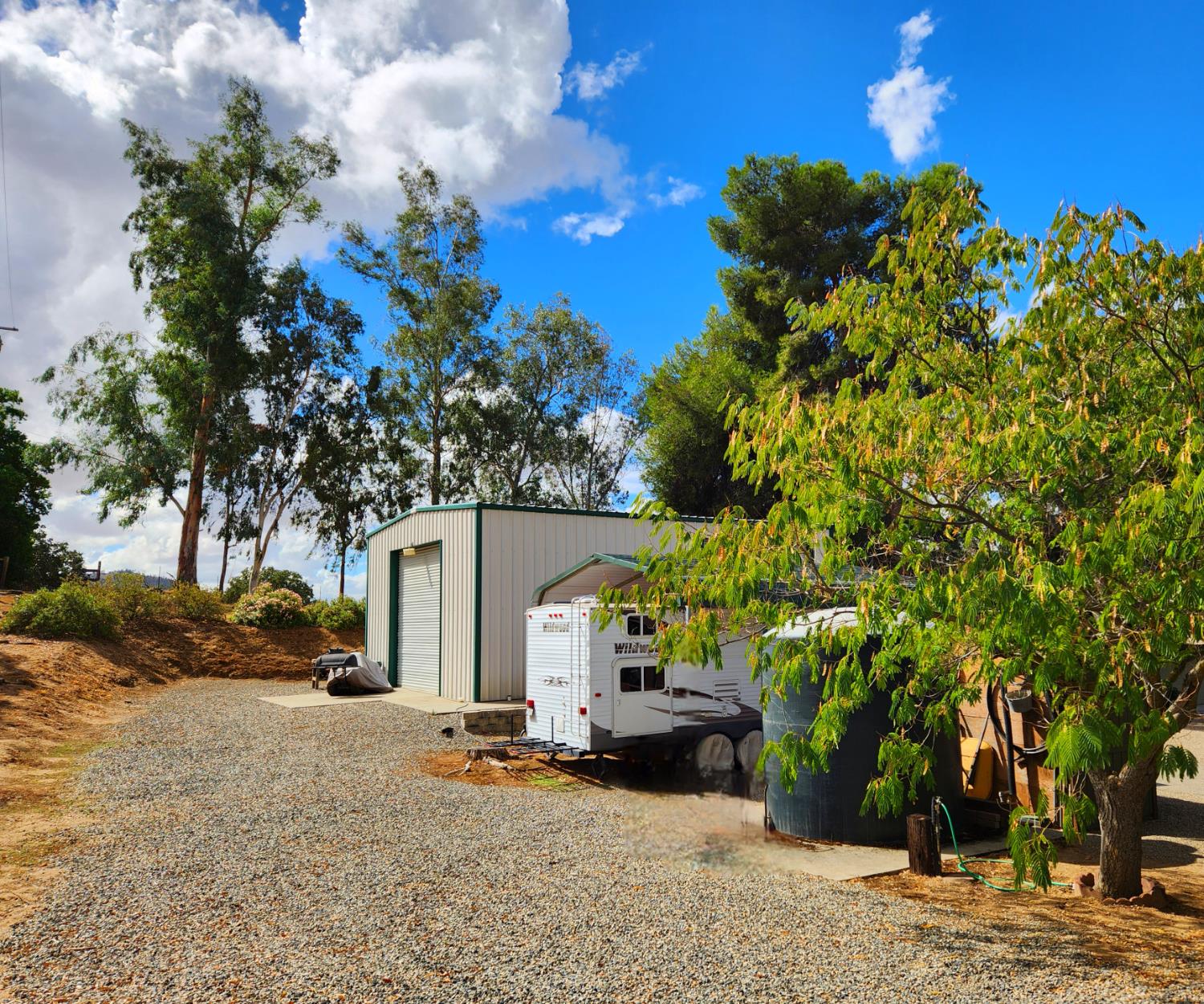 22266 Frontier Rd, Clovis, CA 93619