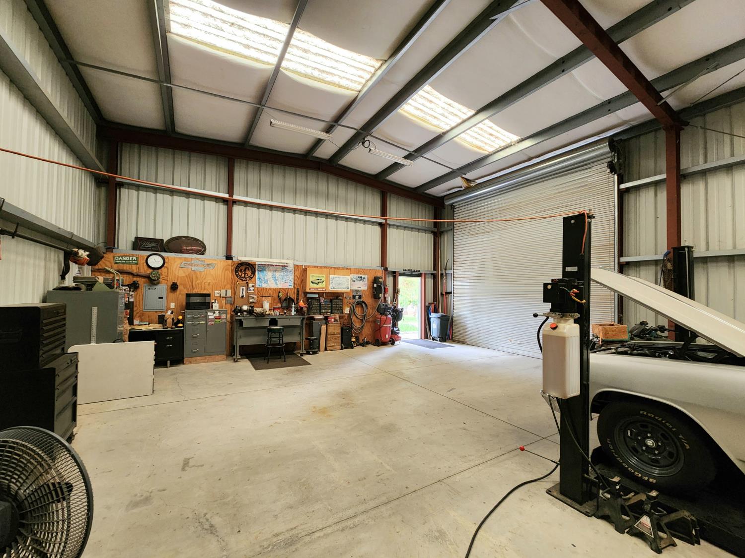 22266 Frontier Rd, Clovis, CA 93619