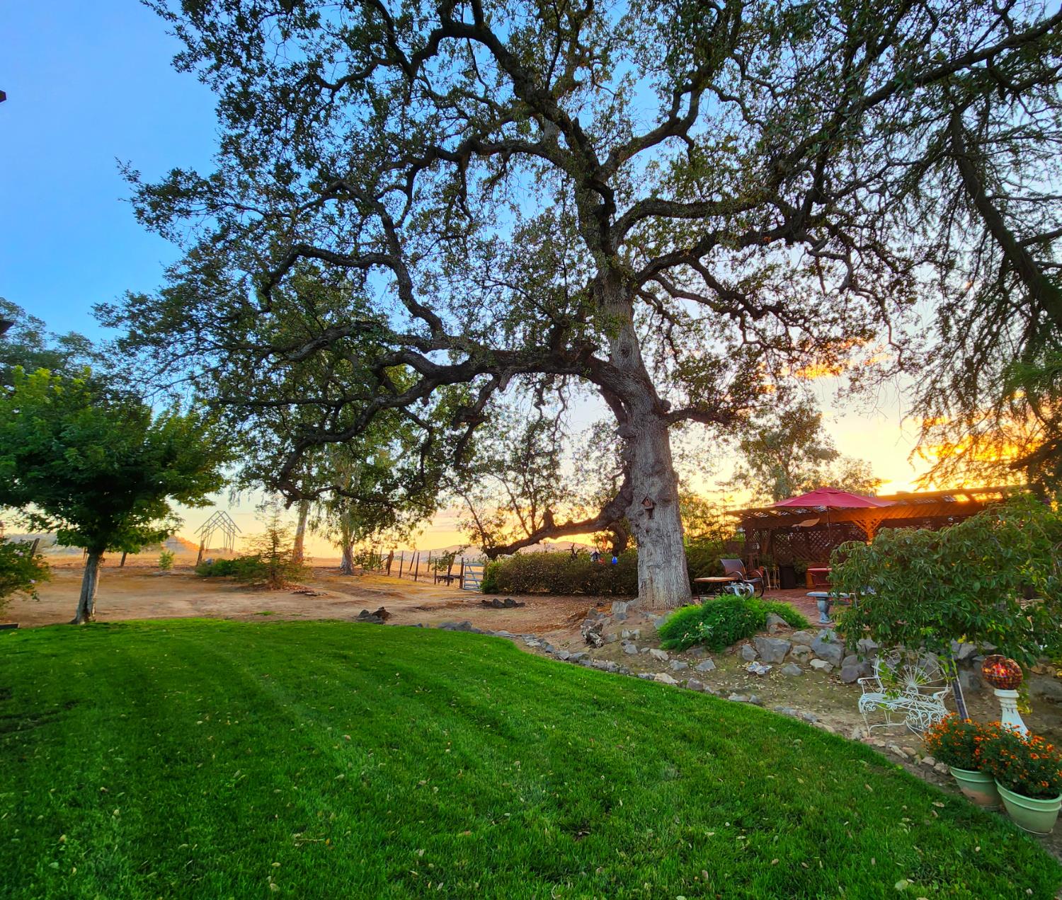 22266 Frontier Rd, Clovis, CA 93619