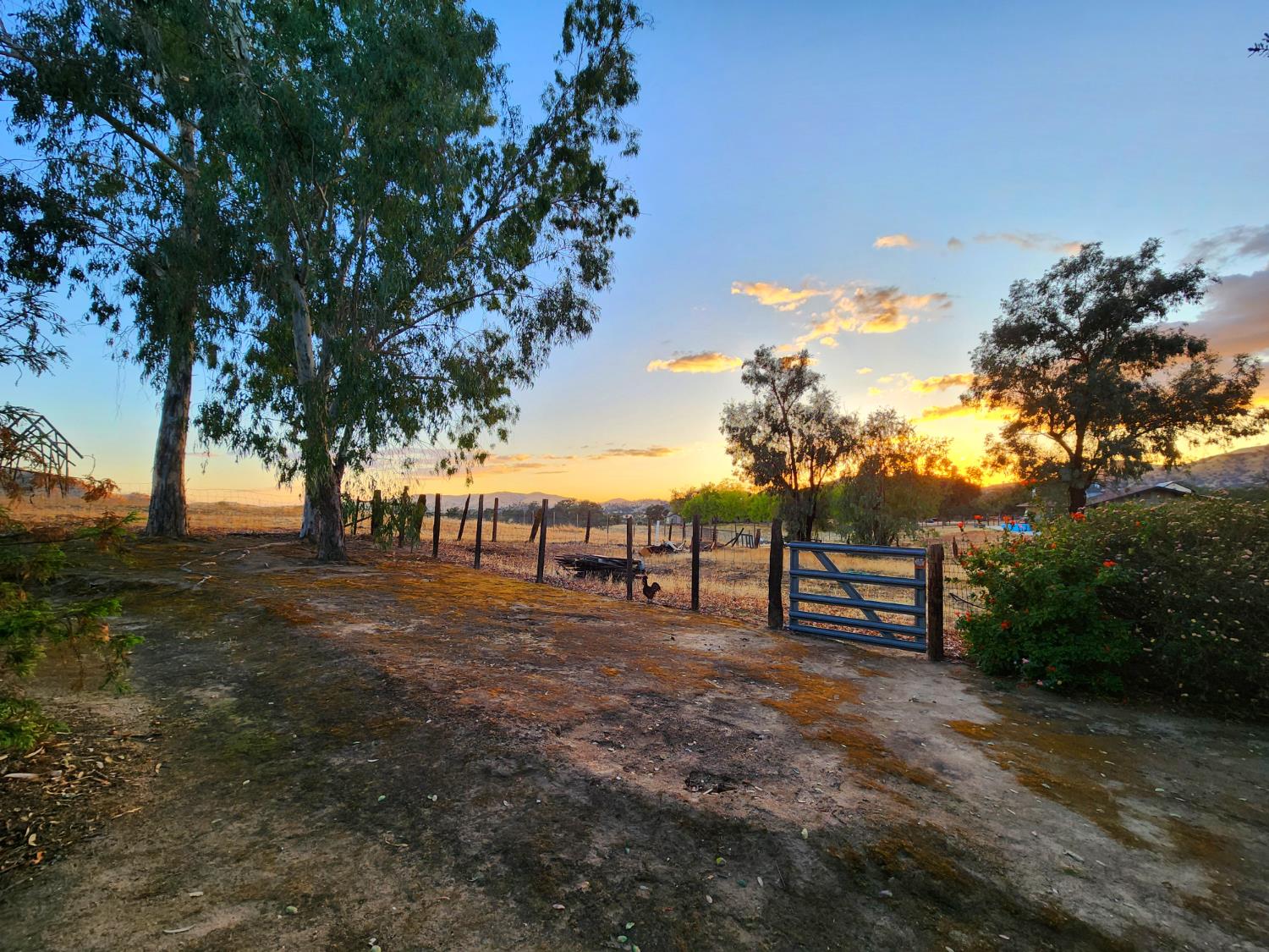22266 Frontier Rd, Clovis, CA 93619