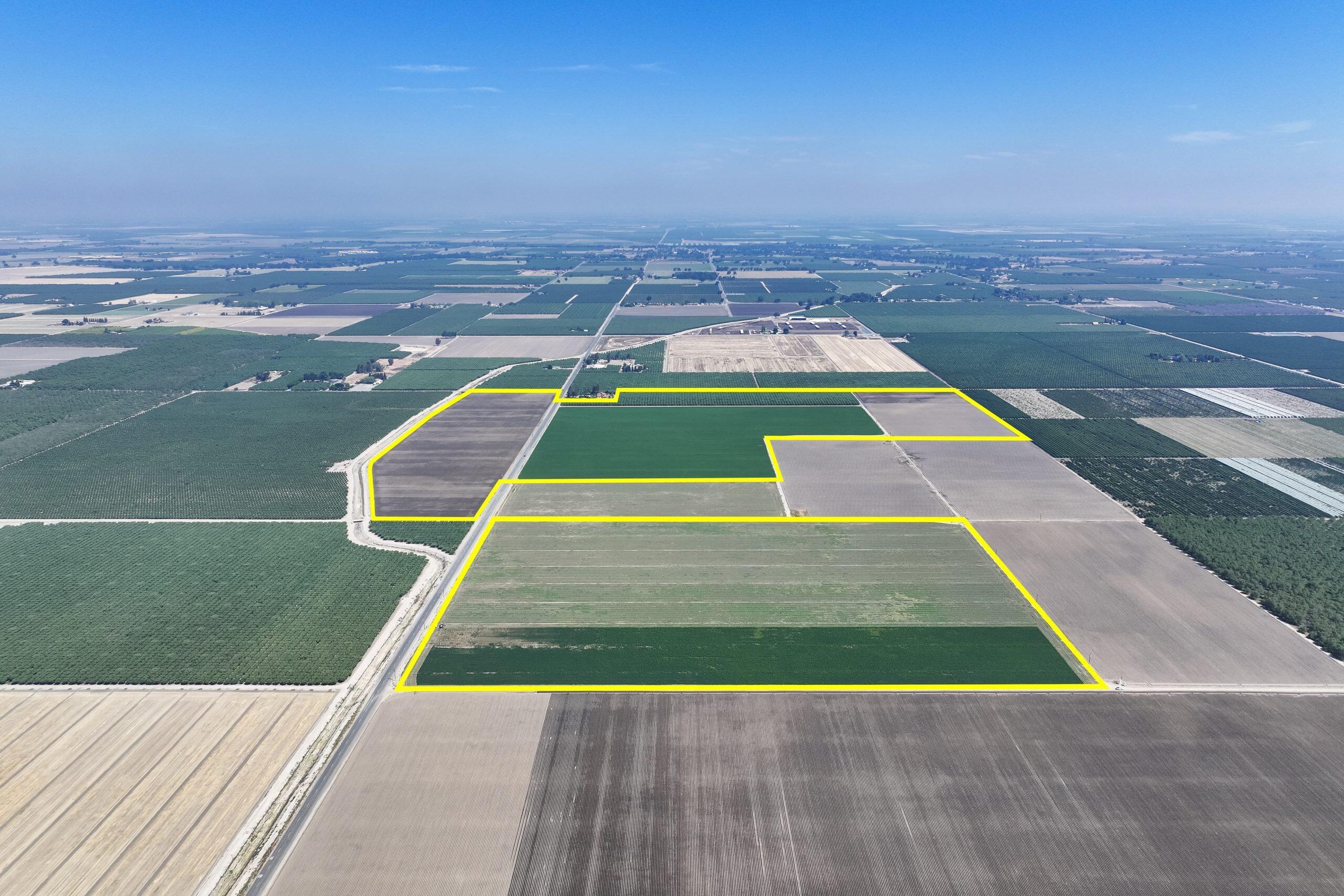 14818 Flint Ave, Hanford, CA 93230
