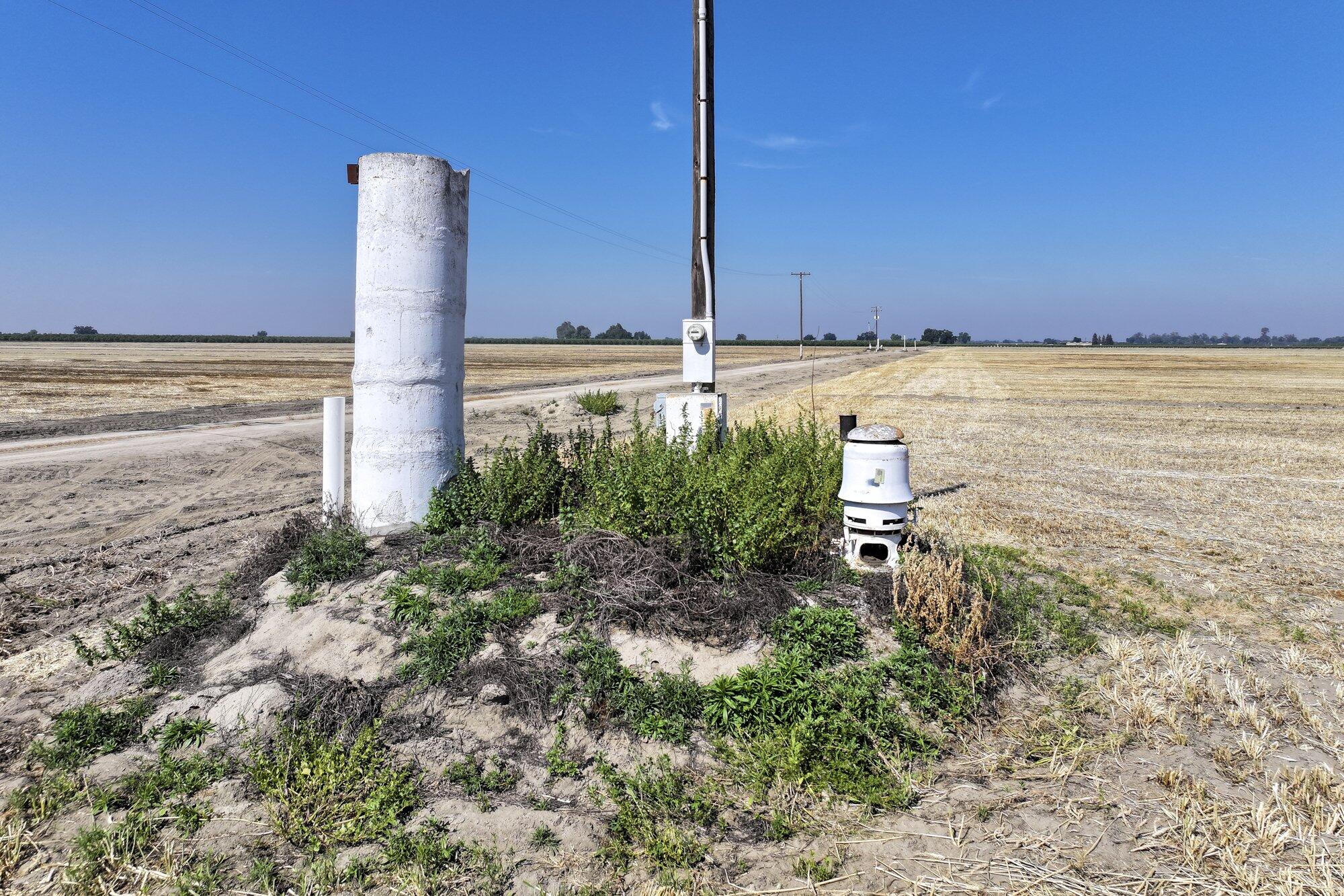 14818 Flint Ave, Hanford, CA 93230